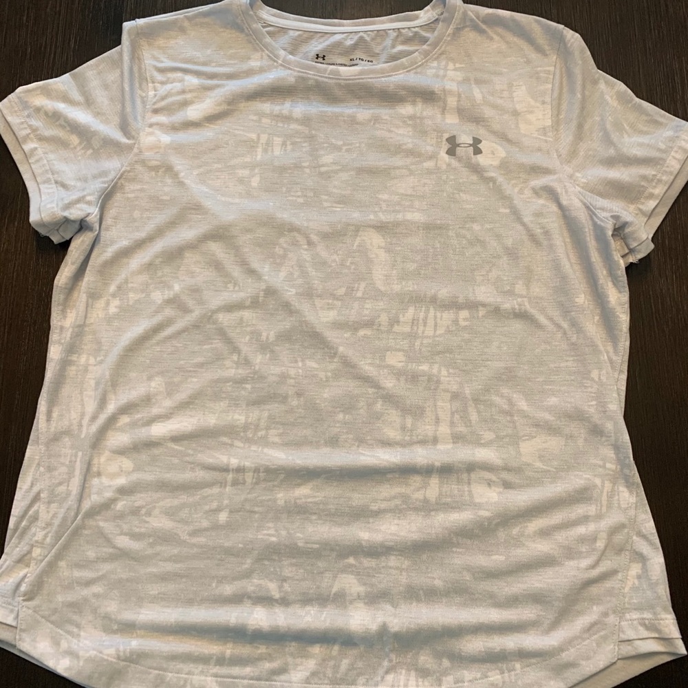Under Armour Fitted Heartgear Tee Shirt